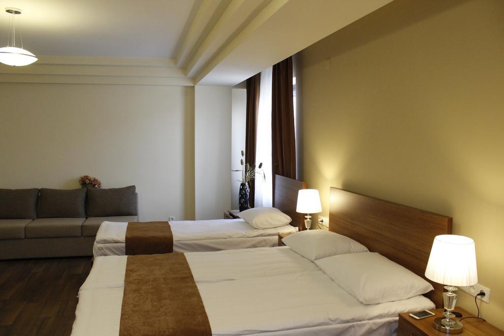 5th Floor Guest House Jerevan Buitenkant foto