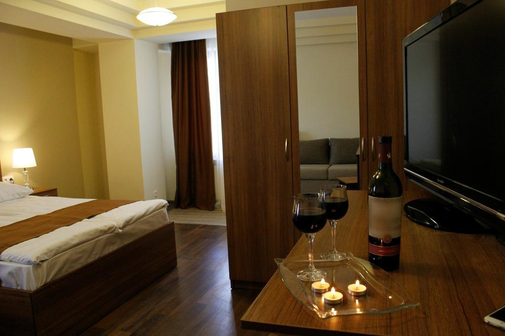 5th Floor Guest House Jerevan Buitenkant foto